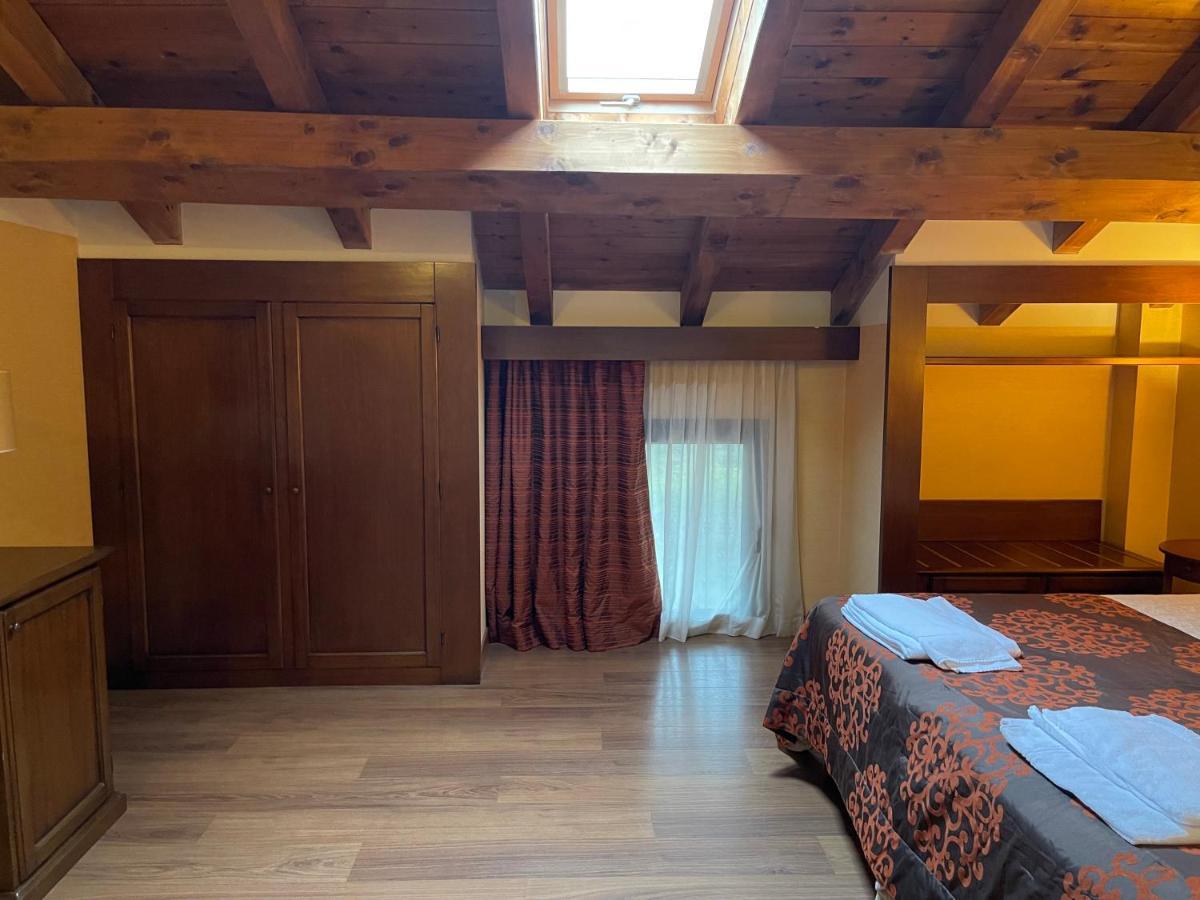 Hotel Cascina Marisa Опера Екстериор снимка