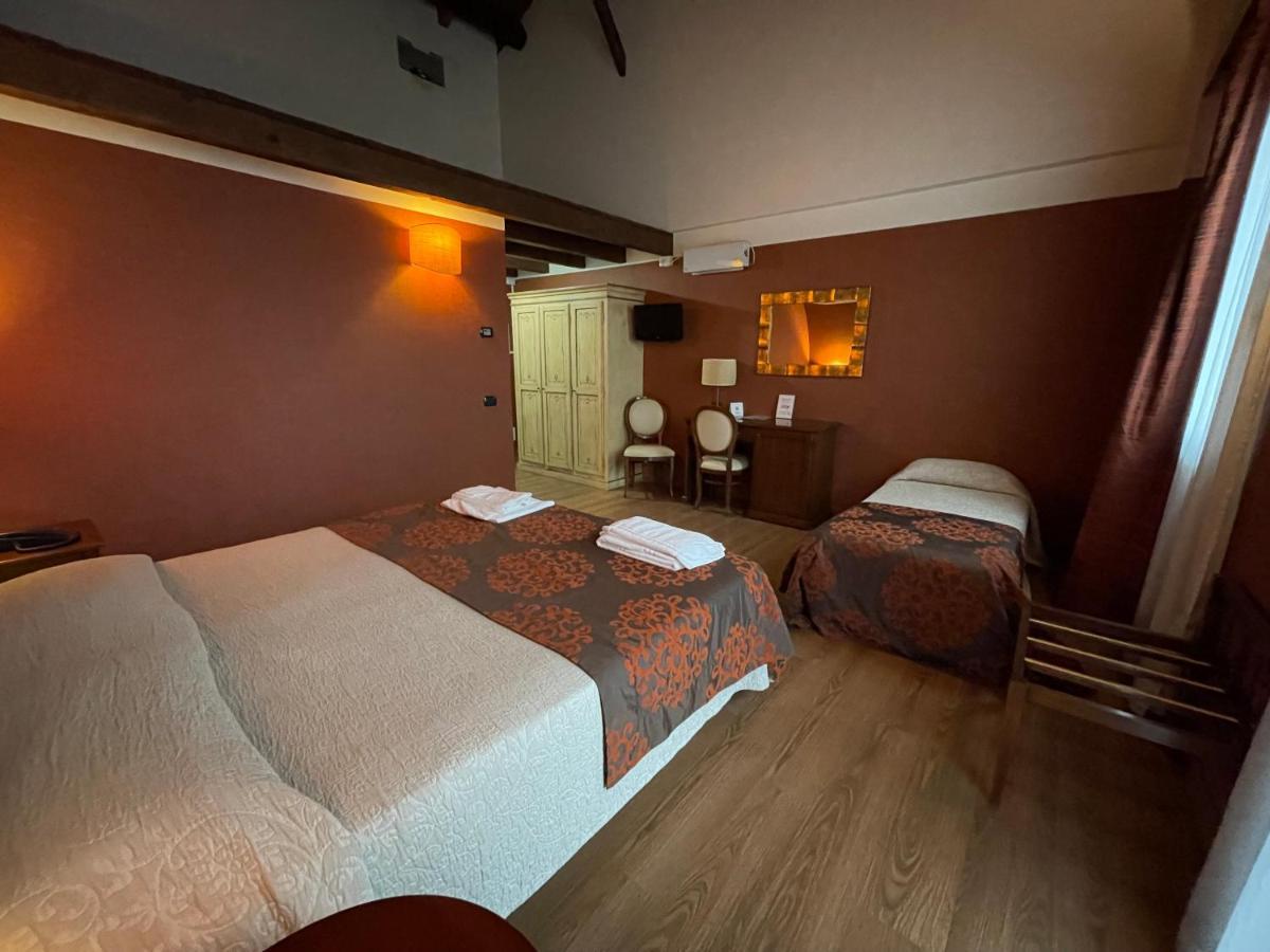 Hotel Cascina Marisa Опера Екстериор снимка